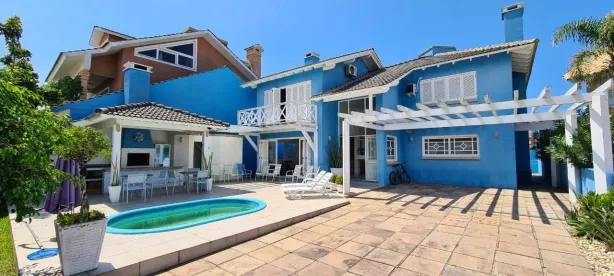 Casa de Condomínio com 4 Quartos à venda, 240m² no , Xangri-Lá