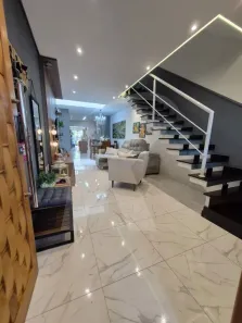 Sobrado com 3 Quartos à venda, 156m² no Vila Nivi, São Paulo