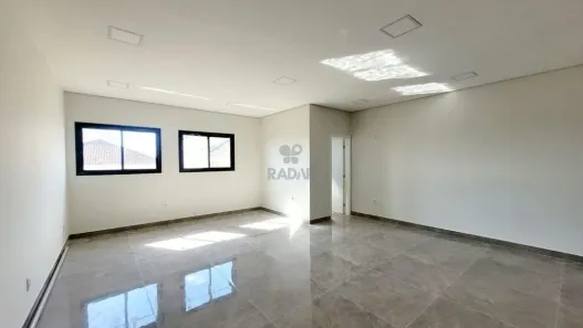 Sala Comercial para alugar, 52m² no Swiss Park, Campinas