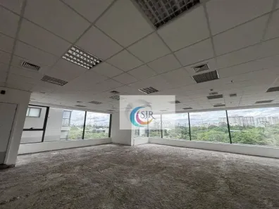 Sala Comercial para alugar, 333m² no Indianópolis, São Paulo