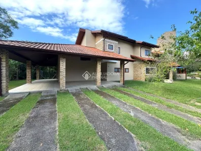 Casa de Condomínio com 4 Quartos para alugar, 490m² no Rio Tavares, Florianópolis