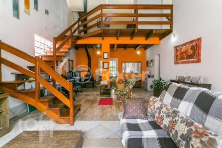 Casa com 3 Quartos à venda, 155m² no Camaquã, Porto Alegre