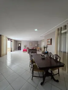 Casa de Condomínio com 5 Quartos à venda, 370m² no Candelária, Natal