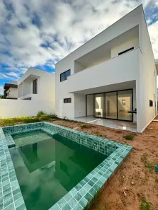 Casa de Condomínio com 4 Quartos à venda, 260m² no Pitimbu, Natal
