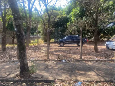Lote/Terreno à venda, 330m² no Jardim Centenário, São Carlos
