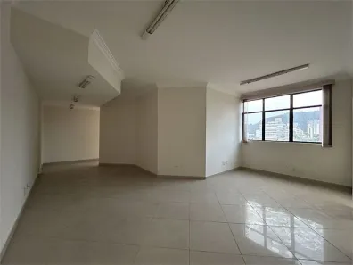 Sala Comercial à venda, 100m² no Gonzaga, Santos