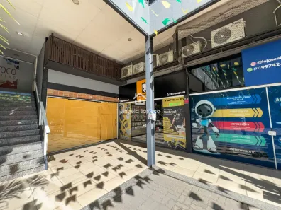 Ponto Comercial para alugar, 71m² no Barroco (Itaipuaçu), Maricá