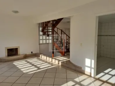 Casa de Condomínio com 3 Quartos à venda, 209m² no Chácara Pavoeiro, Cotia