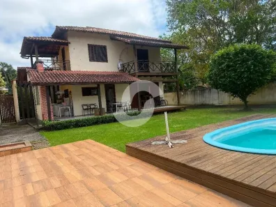 Casa com 4 Quartos à venda, 238m² no Maravista, Niterói