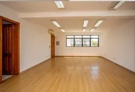 Ponto Comercial para alugar, 55m² no Boa Vista, Porto Alegre