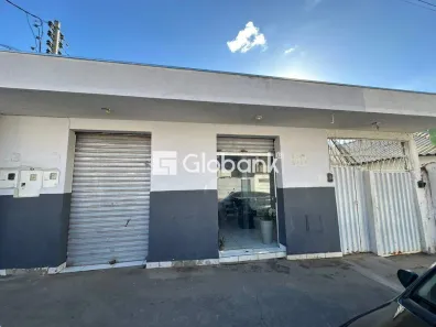 Sala Comercial para alugar, 40m² no Morrinhos, Montes Claros