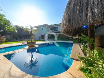 Casa de Condomínio com 5 Quartos para venda ou aluguel, 700m² no Barra da Tijuca, Rio de Janeiro