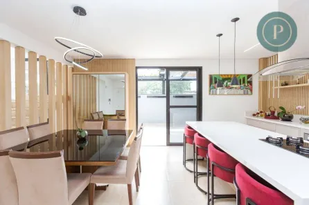 Sobrado com 3 Quartos à venda, 259m² no Portão, Curitiba