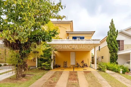 Casa de Condomínio com 3 Quartos à venda, 200m² no Tamboré, Santana de Parnaíba