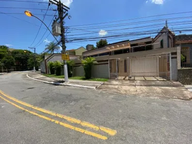 Casa com 4 Quartos à venda, 421m² no Laranjal, Volta Redonda