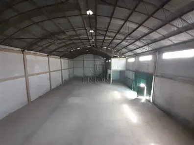Galpão/Depósito/Armazém à venda, 760m² no São João, Porto Alegre