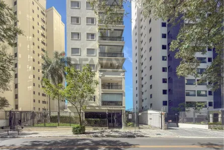 Apartamento com 3 Quartos à venda, 142m² no Vila Ipojuca, São Paulo