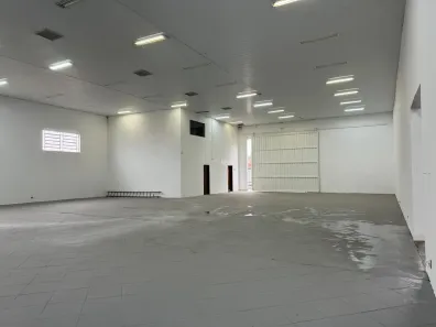 Galpão/Depósito/Armazém para alugar, 600m² no Lincoln Parque, Tatuí