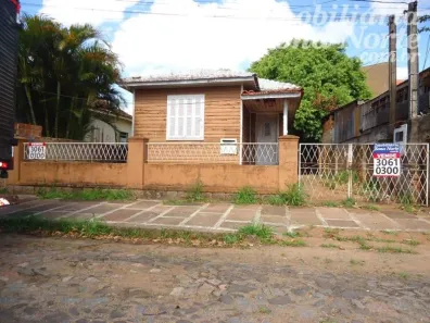 Casa à venda, 330m² no Santa Maria Goretti, Porto Alegre