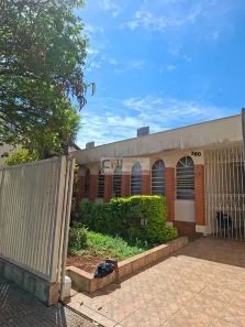 Casa com 3 Quartos à venda, 212m² no Jardim Lolata, Londrina