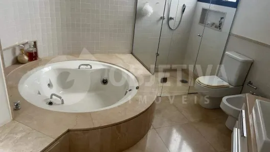 Apartamento com 4 Quartos à venda, 430m² no Fundinho, Uberlândia