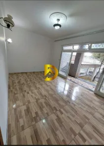 Casa com 3 Quartos para alugar, 150m² no Estados Unidos, Uberaba
