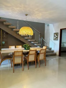 Casa com 4 Quartos à venda, 352m² no Setor Coimbra, Goiânia