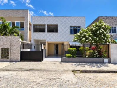 Casa com 6 Quartos à venda, 348m² no Parque Araxá, Fortaleza