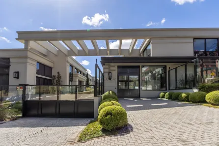 Casa de Condomínio com 3 Quartos à venda, 236m² no São Lourenço, Curitiba