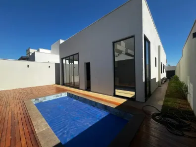 Casa com 3 Quartos à venda, 212m² no Gávea, Uberlândia