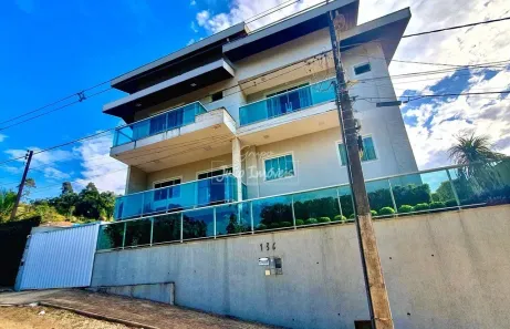 Casa com 3 Quartos à venda, 220m² no Dom Joaquim, Brusque