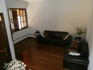 Casa com 4 Quartos à venda, 302m² no Serrano, Belo Horizonte