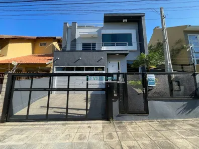 Sobrado com 3 Quartos à venda, 256m² no Parque da Matriz, Cachoeirinha