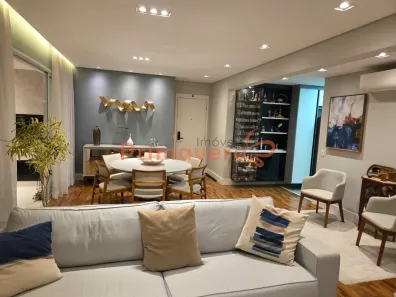 Apartamento com 3 Quartos à venda, 135m² no Vila Anastácio, São Paulo