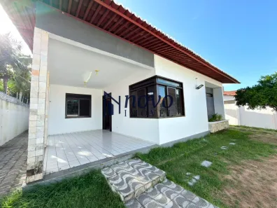 Casa com 3 Quartos à venda, 190m² no Capim Macio, Natal