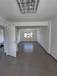 Sala Comercial para alugar, 80m² no Pinheiros, São Paulo