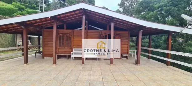 Casa de Condomínio com 4 Quartos à venda, 230m² no Gleba Ermitage, Campos do Jordão
