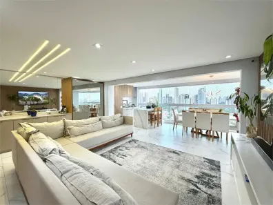 Apartamento com 3 Quartos à venda, 167m² no Vila Regente Feijó, São Paulo