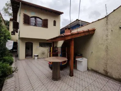 Sobrado com 3 Quartos à venda, 191m² no Jardim Esmeralda, São Paulo