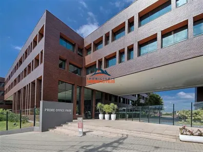 Sala Comercial para alugar, 34m² no Jardim Lambreta, Cotia