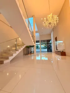 Sobrado com 4 Quartos à venda, 260m² no Residencial Goiânia Golfe Clube, Goiânia