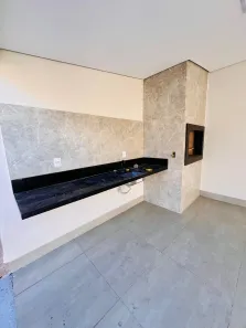Casa com 3 Quartos à venda, 220m² no Jardim Imperial, Cuiabá