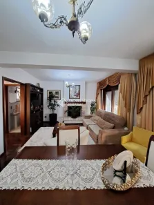 Casa com 3 Quartos à venda, 195m² no Jardim Floresta, Porto Alegre
