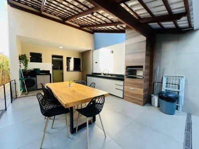 Casa com 3 Quartos à venda, 180m² no Candelária, Belo Horizonte