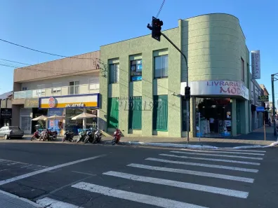 Imóvel Comercial à venda, 871m² no Centro, Rolândia