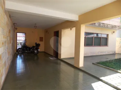 Imóvel Comercial com 5 Quartos à venda, 399m² no Centro, Atibaia