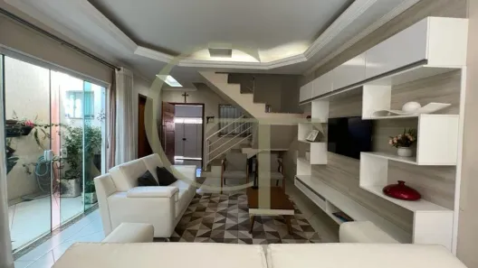 Casa com 3 Quartos à venda, 171m² no Parque das Rosas, Itu