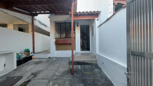 Casa de Condomínio com 2 Quartos à venda, 70m² no Irajá, Rio de Janeiro