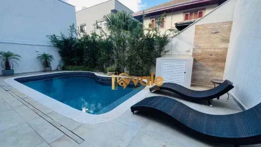 Casa de Condomínio com 4 Quartos à venda, 240m² no Urbanova III, São José dos Campos