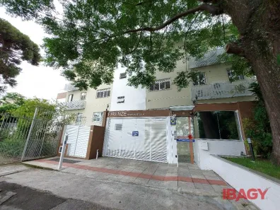 Apartamento com 3 Quartos para alugar, 151m² no Coqueiros, Florianópolis